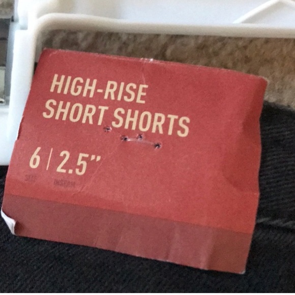 Mossimo High Rise Cut Off's - Picture 3 of 6